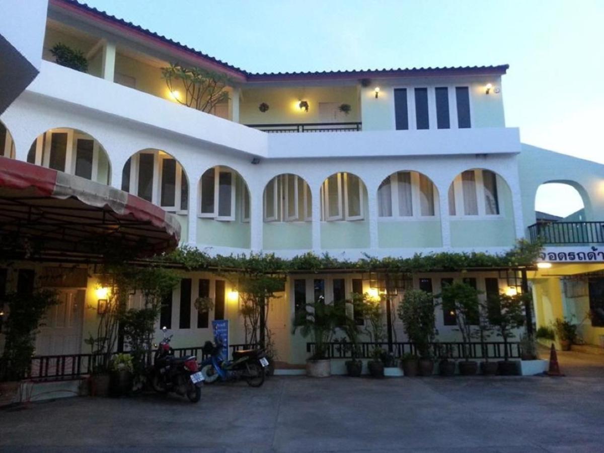 Casa Holiday Hotel Sha Phitsanulok Extérieur photo