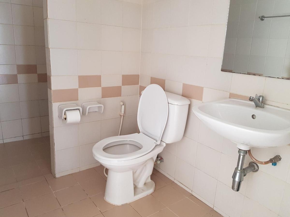 Casa Holiday Hotel Sha Phitsanulok Extérieur photo