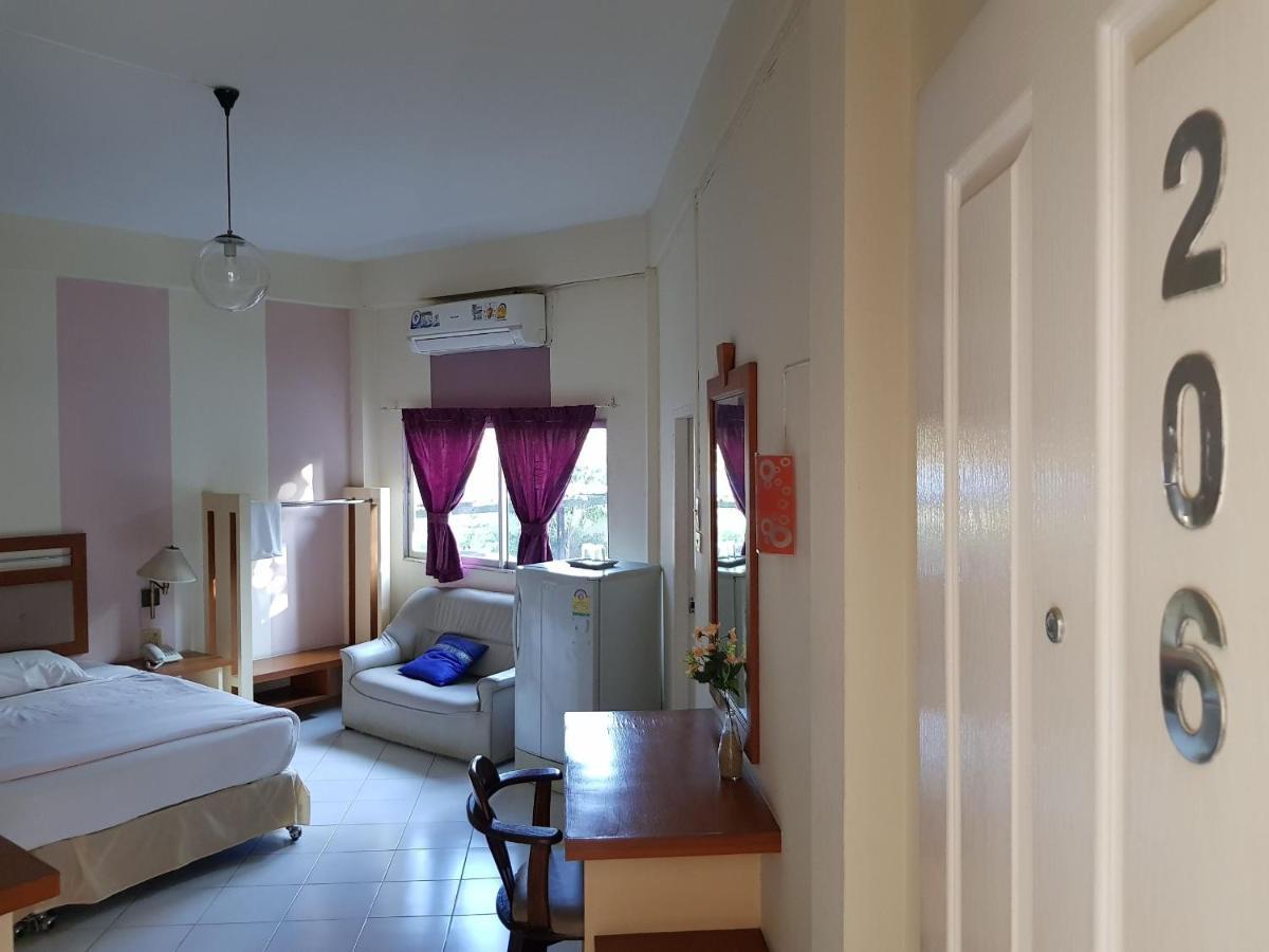 Casa Holiday Hotel Sha Phitsanulok Extérieur photo