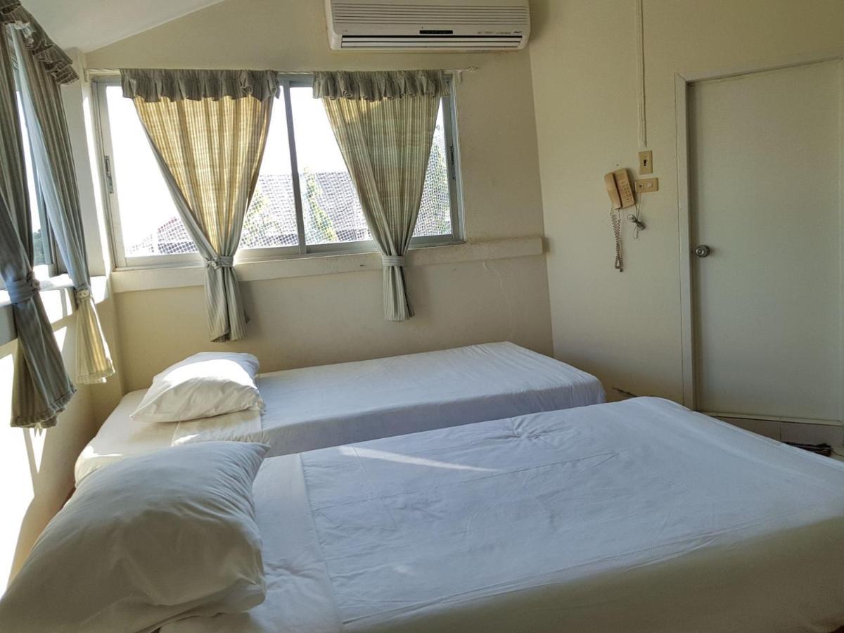 Casa Holiday Hotel Sha Phitsanulok Extérieur photo